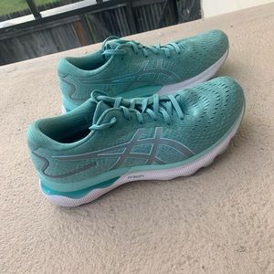 Womens Asics Running Shoes